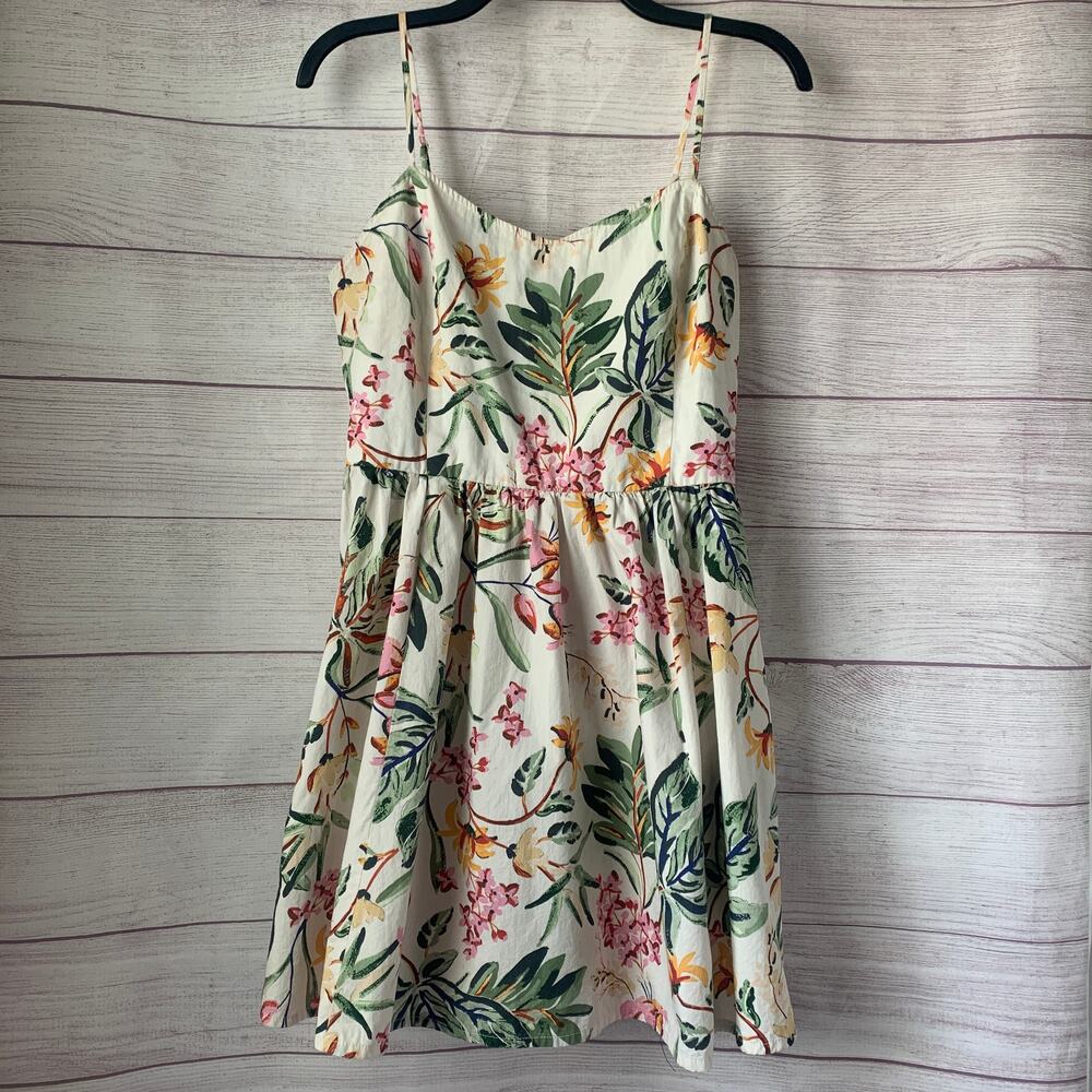 H&M White & Colorful Floral Fit & Flare Mini Dress Adjustable Straps Size Medium